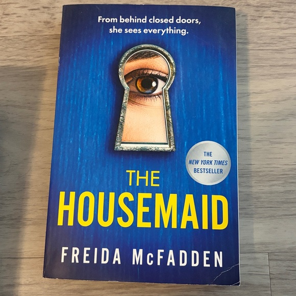 Freida McFadden Book Set - Picture 3 of 4